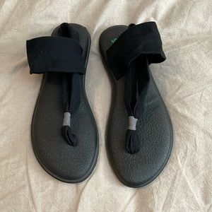 Sanuk yoga sling sandals sz 10